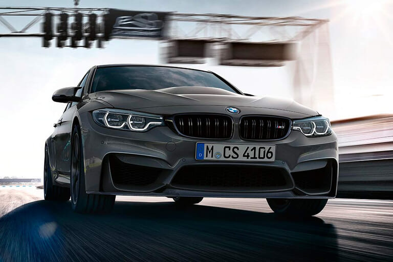 BMW представил мощнейший седан M3 CS